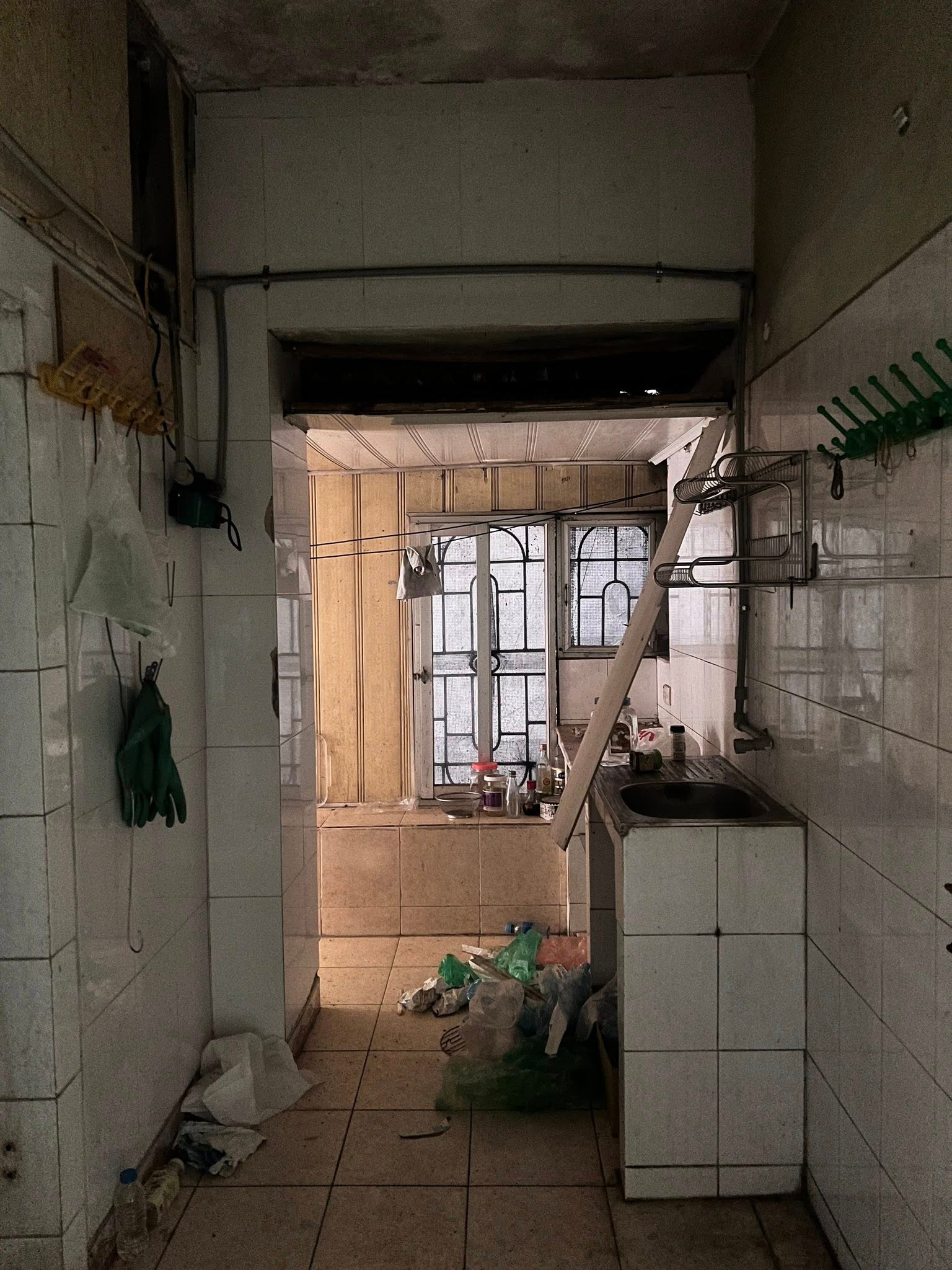 20m² giữa lòng Hà Nội vẫn có thể thành tổ ấm trong mơ: Câu chuyện cải tạo nửa tỷ đồng của vợ chồng trung niên khiến nhiều người thay đổi cách nhìn- Ảnh 2. 20m² giữa lòng Hà Nội vẫn có thể thành tổ ấm trong mơ: Câu chuyện cải tạo nửa tỷ đồng của vợ chồng trung niên khiến nhiều người thay đổi cách nhìn- Ảnh 2.