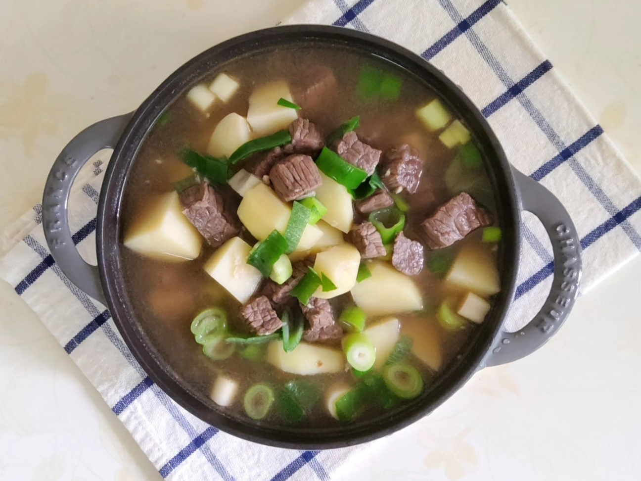 4 loại canh "dưỡng sinh" tuyệt vời mùa đông: Dễ nấu nhưng bổ phổi, ấm bụng, đẹp da còn tăng cường miễn dịch- Ảnh 2. 4 loại canh "dưỡng sinh" tuyệt vời mùa đông: Dễ nấu nhưng bổ phổi, ấm bụng, đẹp da còn tăng cường miễn dịch- Ảnh 2.