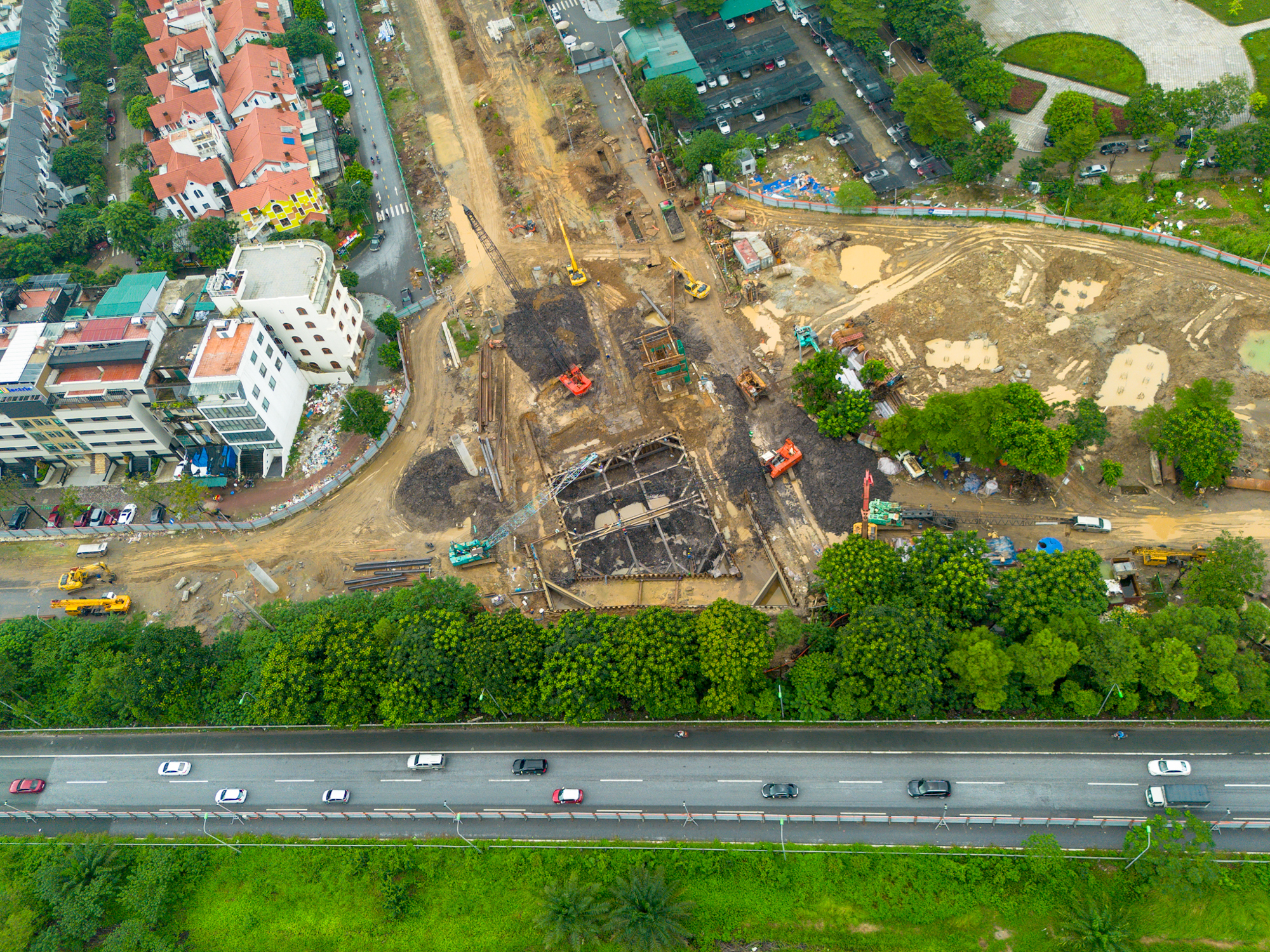 Thay bạn đi xem công trường xây nút giao 2.400 tỷ vượt qua đại lộ rộng nhất Việt Nam- Ảnh 6. Thay bạn đi xem công trường xây nút giao 2.400 tỷ vượt qua đại lộ rộng nhất Việt Nam- Ảnh 6.