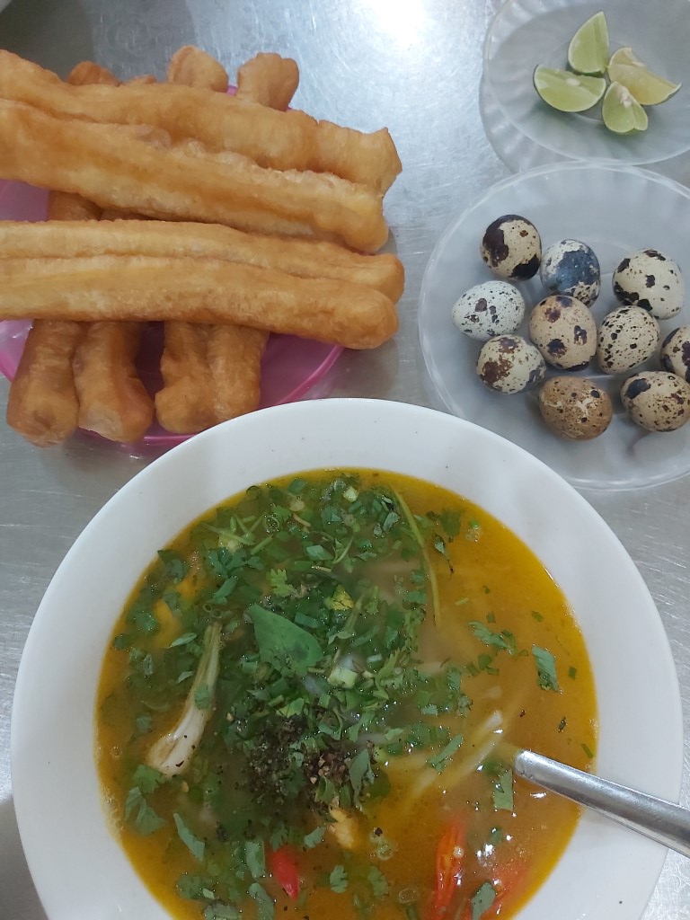 Khách Tây bình chọn 10 món ngon nhất của Việt Nam: Không có phở và bún bò Huế- Ảnh 10. Khách Tây bình chọn 10 món ngon nhất của Việt Nam: Không có phở và bún bò Huế- Ảnh 10.