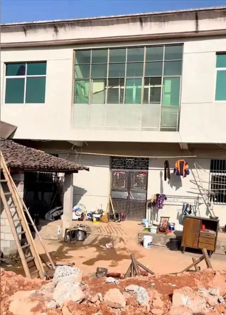 Gia chủ từ chối bồi thường 7 tỷ đồng và 3 lô đất khiến cao tốc phải chuyển hướng: “Trả gấp đôi, thêm chi phí sinh hoạt 5 năm mới di dời”- Ảnh 3. Gia chủ từ chối bồi thường 7 tỷ đồng và 3 lô đất khiến cao tốc phải chuyển hướng: “Trả gấp đôi, thêm chi phí sinh hoạt 5 năm mới di dời”- Ảnh 3.