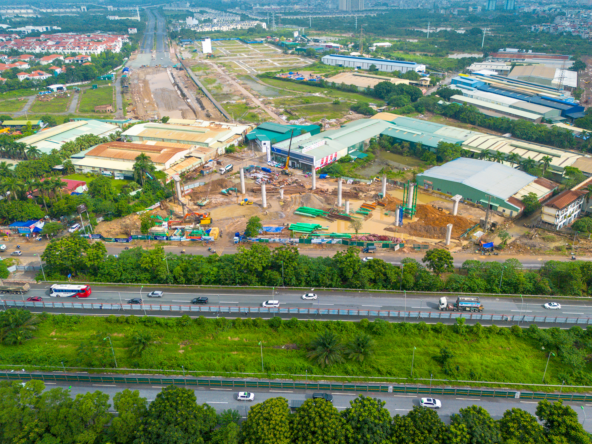 Thay bạn đi xem công trường xây nút giao 2.400 tỷ vượt qua đại lộ rộng nhất Việt Nam- Ảnh 8. Thay bạn đi xem công trường xây nút giao 2.400 tỷ vượt qua đại lộ rộng nhất Việt Nam- Ảnh 8.