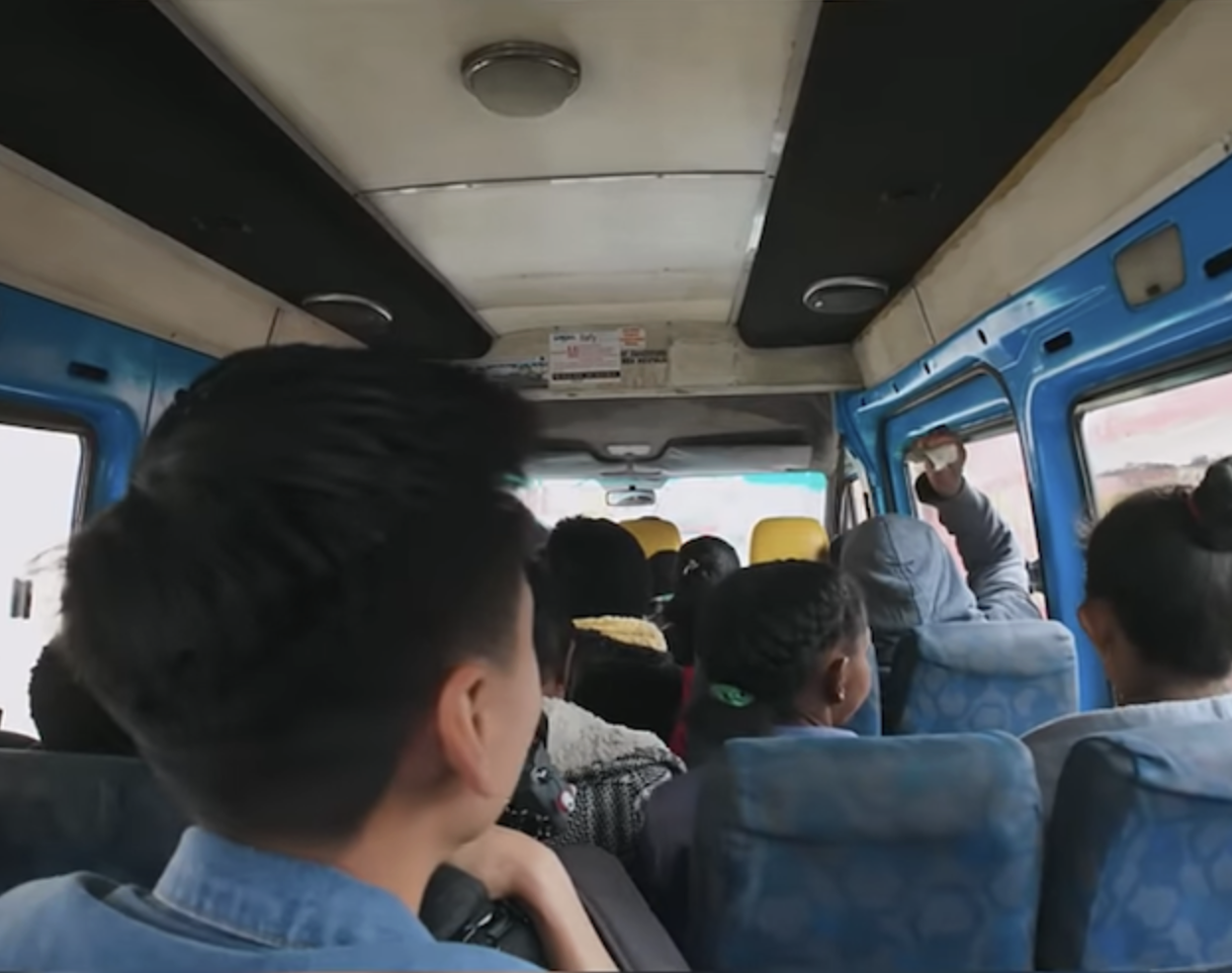 Khoai Lang Thang bị chèn ép- Ảnh 3. Khoai Lang Thang bị chèn ép- Ảnh 3.