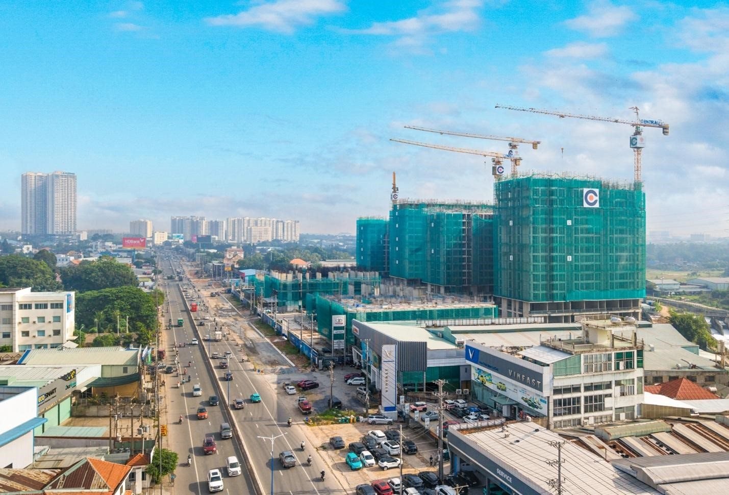Những con số chưa từng được tiết lộ về giá bất động sản dọc quốc lộ 13, Xa lộ Hà Nội, Mai Chí Thọ, Phạm Văn Đồng- Ảnh 1.