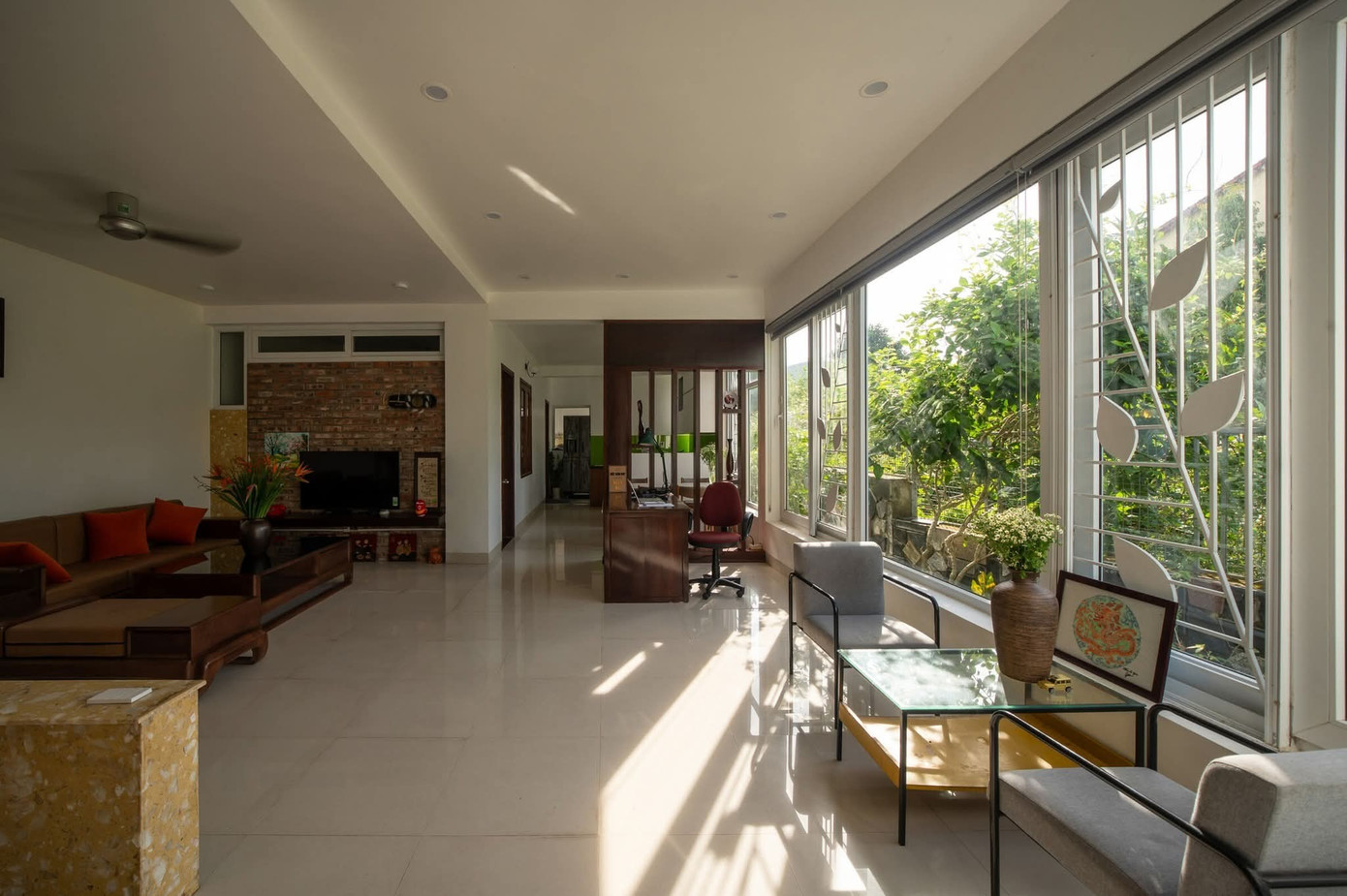 Nhà phố thiết kế mở ngập tràn cây xanh- Ảnh 10. Nhà phố thiết kế mở ngập tràn cây xanh- Ảnh 10.