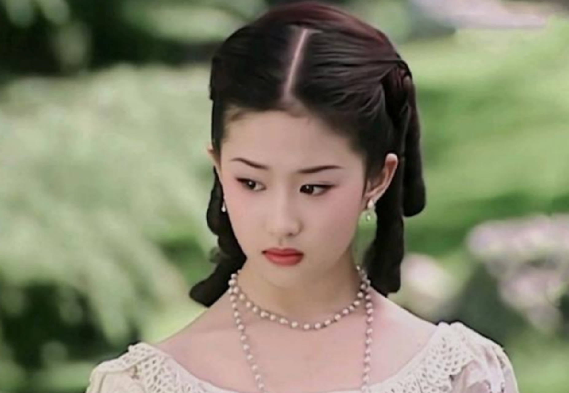 Hot nhất Weibo hiện tại: Nhan sắc của Lưu Diệc Phi khiến 110 triệu người phải… xem lại lịch- Ảnh 5. Hot nhất Weibo hiện tại: Nhan sắc của Lưu Diệc Phi khiến 110 triệu người phải… xem lại lịch- Ảnh 5.