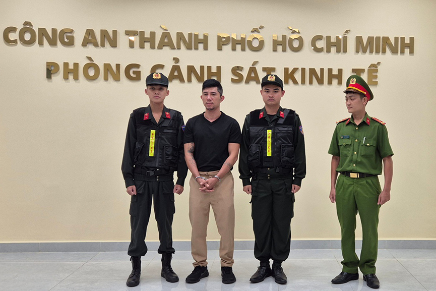 Lương Bằng Quang - Ngân 98 lấy 8 tỷ ở đâu để hối lộ?- Ảnh 1. Lương Bằng Quang - Ngân 98 lấy 8 tỷ ở đâu để hối lộ?- Ảnh 1.