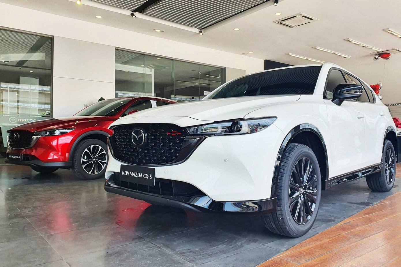 Xe Hàn vắng bóng trong top 10 ô tô xăng, dầu bán chạy nhất từ đầu năm ở Việt Nam- Ảnh 2. Xe Hàn vắng bóng trong top 10 ô tô xăng, dầu bán chạy nhất từ đầu năm ở Việt Nam- Ảnh 2.
