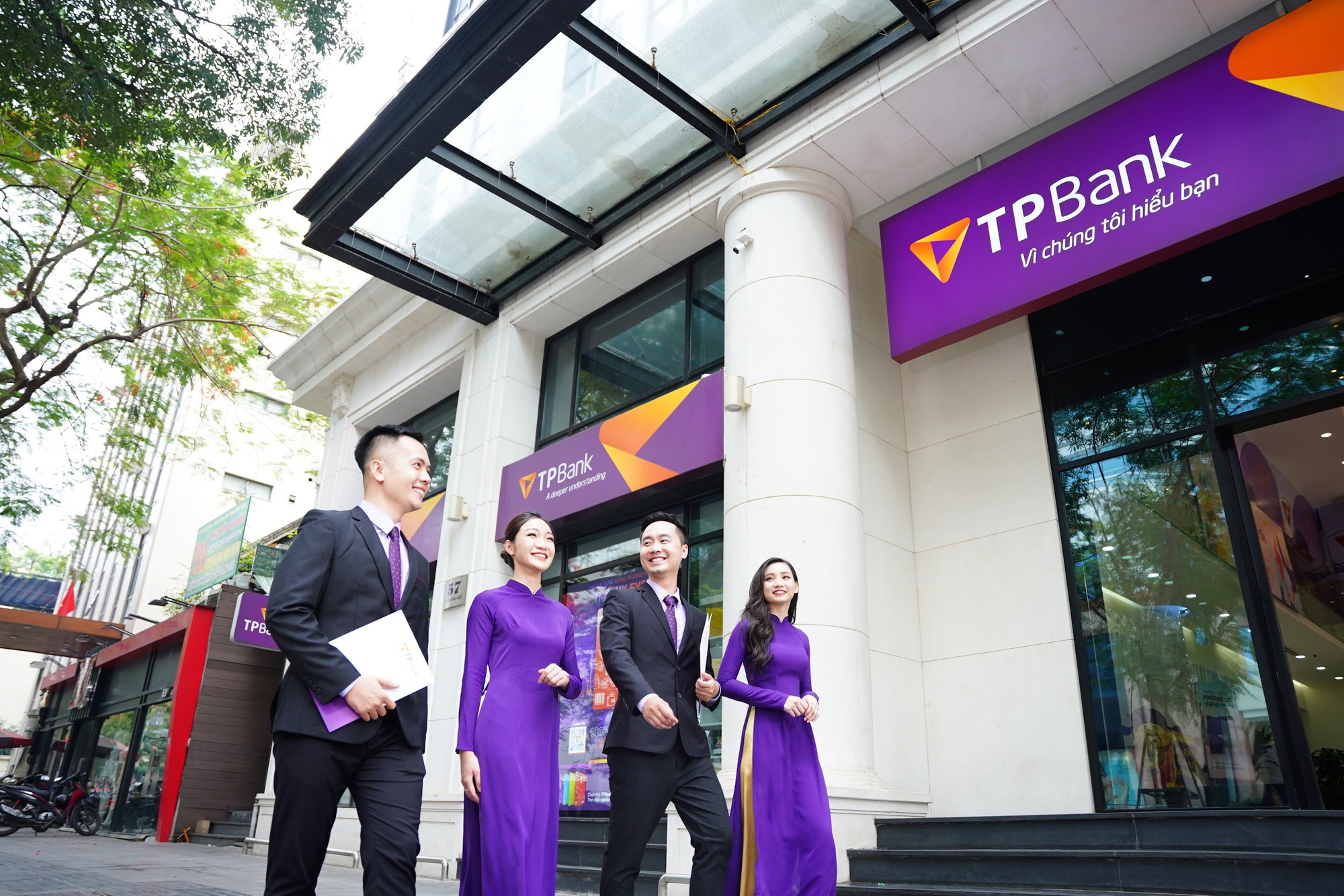 9 tháng 2025, TPBank duy trì tăng trưởng hai chữ số, tổng tài sản vượt mốc 450.000 tỷ đồng- Ảnh 1. 9 tháng 2025, TPBank duy trì tăng trưởng hai chữ số, tổng tài sản vượt mốc 450.000 tỷ đồng- Ảnh 1.