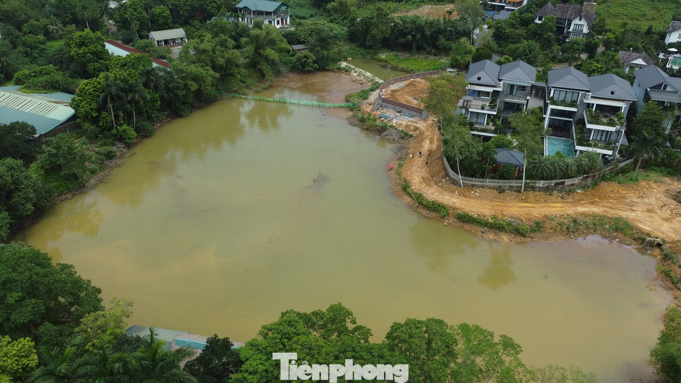 Hà Nội: Ao, hồ liên tục bị san lấp trái phép, chính quyền 'mũ ni che tai'?- Ảnh 5. Hà Nội: Ao, hồ liên tục bị san lấp trái phép, chính quyền 'mũ ni che tai'?- Ảnh 5.