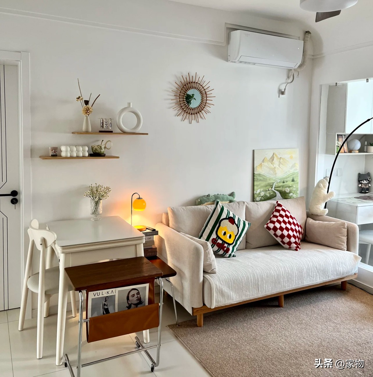 Ảo diệu nhà nhỏ: Biến phòng khách thành 2 trong 1, chỉ 1 vách kính có thêm ngay phòng ngủ 5m²- Ảnh 8. Ảo diệu nhà nhỏ: Biến phòng khách thành 2 trong 1, chỉ 1 vách kính có thêm ngay phòng ngủ 5m²- Ảnh 8.