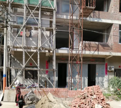 Chi 2,6 tỷ đồng xây nhà 5 tầng ở quê, 5 năm sau hối hận vô cùng: "Nhà to chỉ có mẹ già ở, tôi vẫn tha hương, thuê nhà"- Ảnh 1. Chi 2,6 tỷ đồng xây nhà 5 tầng ở quê, 5 năm sau hối hận vô cùng: "Nhà to chỉ có mẹ già ở, tôi vẫn tha hương, thuê nhà"- Ảnh 1.