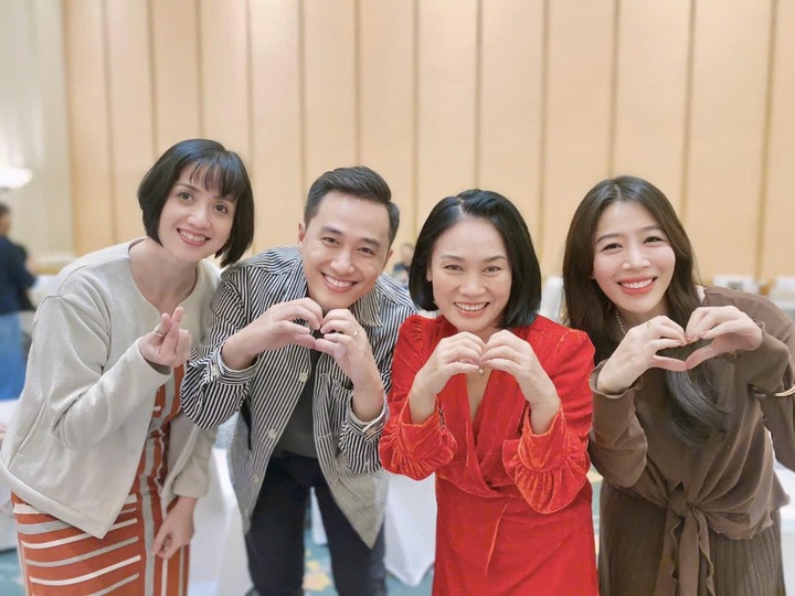Nữ MC đầu tiên của 'Đường lên đỉnh Olympia' và chuyện chưa kể về vòng nguyệt quế- Ảnh 2. Nữ MC đầu tiên của 'Đường lên đỉnh Olympia' và chuyện chưa kể về vòng nguyệt quế- Ảnh 2.
