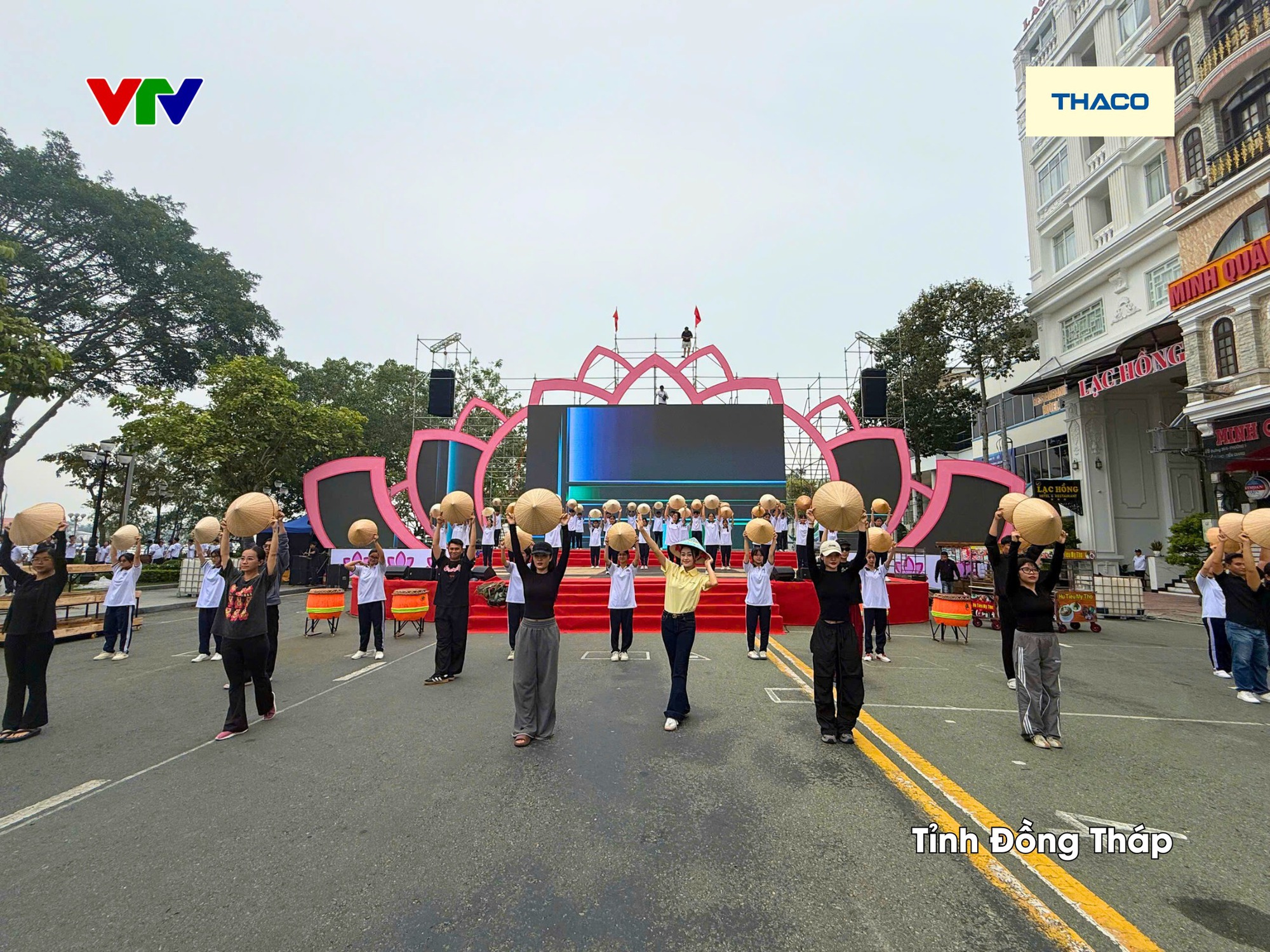 Cập nhật không khí các điểm cầu Olympia 2025 trước giờ Chung kết: Dàn MC đổ bộ, nóng rực và háo hức lắm rồi!- Ảnh 10.