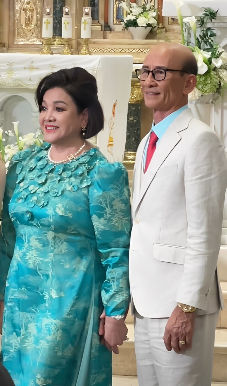 Bố mẹ chồng Á hậu Quỳnh Châu là chủ doanh nghiệp nổi tiếng, anh chồng có chuỗi cà phê và một quán bar ở TP.HCM- Ảnh 3. Bố mẹ chồng Á hậu Quỳnh Châu là chủ doanh nghiệp nổi tiếng, anh chồng có chuỗi cà phê và một quán bar ở TP.HCM- Ảnh 3.