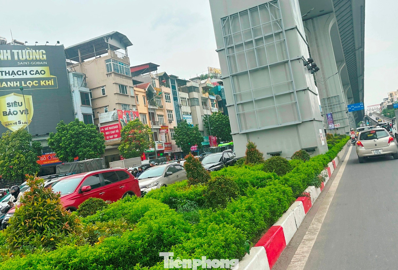 Vành đai 2 đổi biển quảng cáo, 'bộ mặt' tuyến đường 10.000 tỷ sẽ ra sao?- Ảnh 8. Vành đai 2 đổi biển quảng cáo, 'bộ mặt' tuyến đường 10.000 tỷ sẽ ra sao?- Ảnh 8.