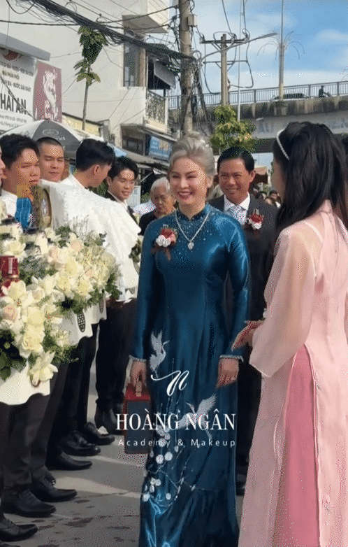 Chân dung hội mẹ chồng gây sốt vì quá trẻ- Ảnh 7.