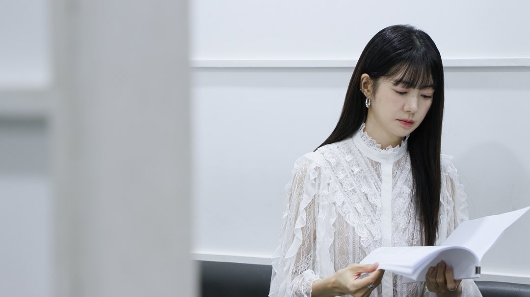 Không biết mỹ nhân này sống ở hành tinh nào mà trẻ lâu thế: Mẹ 3 con mà như gái 18, nghe tuổi thật không ai tin nổi- Ảnh 8. Không biết mỹ nhân này sống ở hành tinh nào mà trẻ lâu thế: Mẹ 3 con mà như gái 18, nghe tuổi thật không ai tin nổi- Ảnh 8.