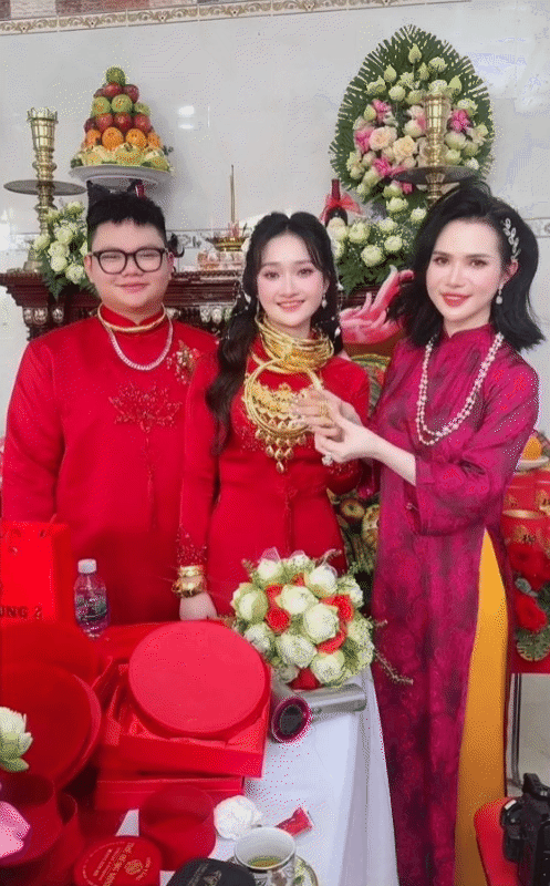 Chân dung hội mẹ chồng gây sốt vì quá trẻ- Ảnh 13.