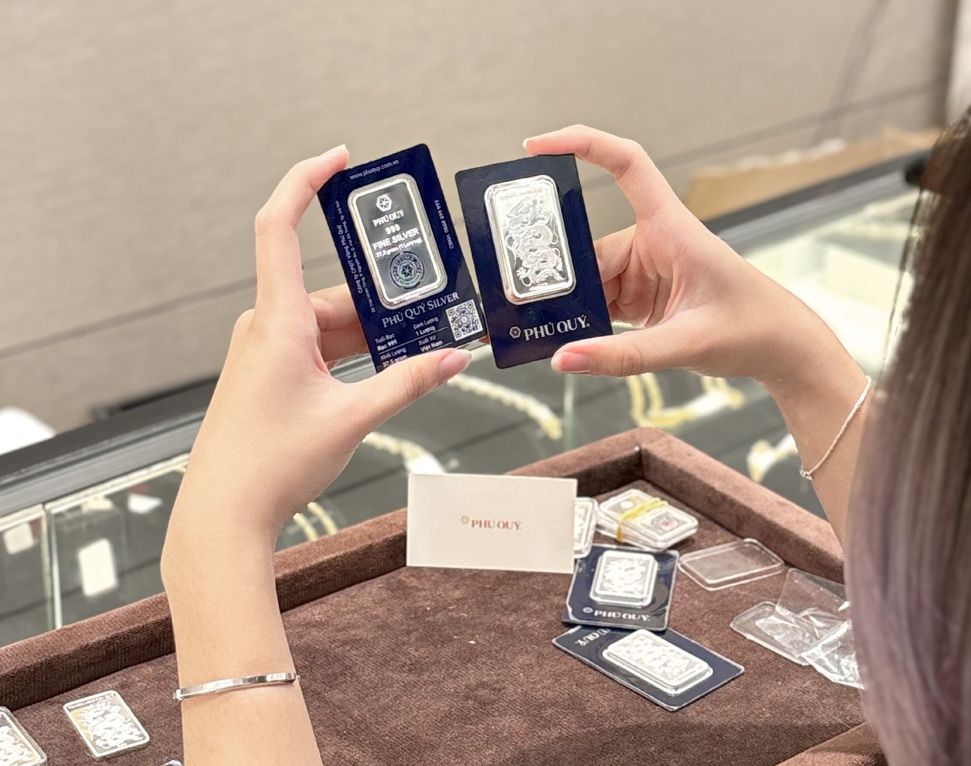 Giá bạc chưa dừng đà giảm- Ảnh 1. Giá bạc chưa dừng đà giảm- Ảnh 1.