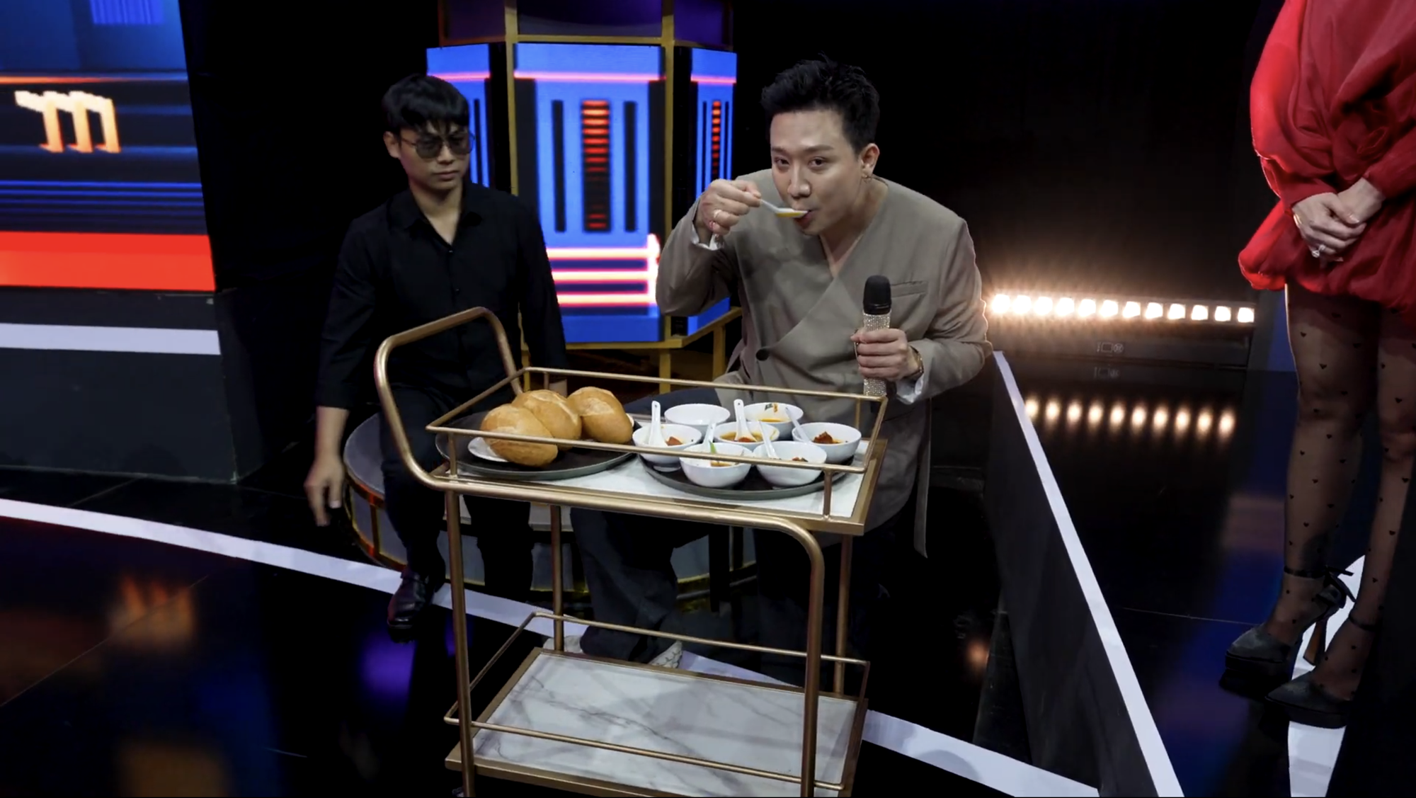 Trấn Thành - Hari Won 