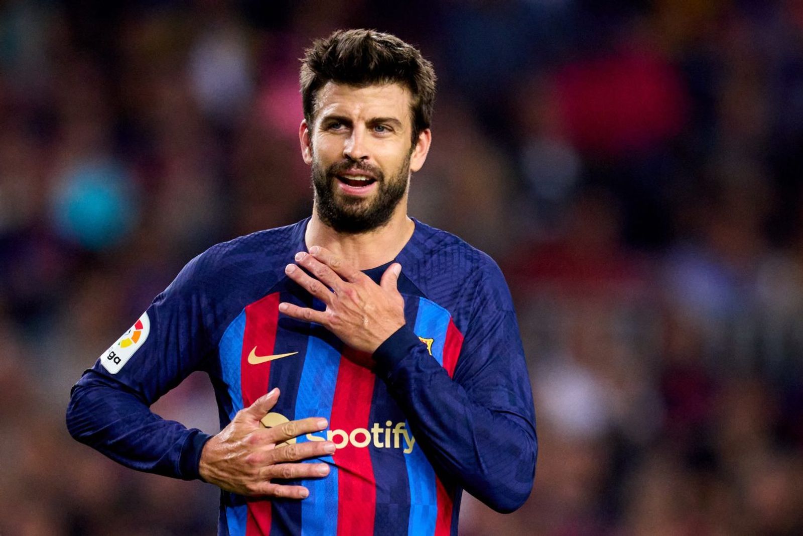 Ronaldo hay Beckham đẹp trai nhất thế giới?- Ảnh 3. Ronaldo hay Beckham đẹp trai nhất thế giới?- Ảnh 3.