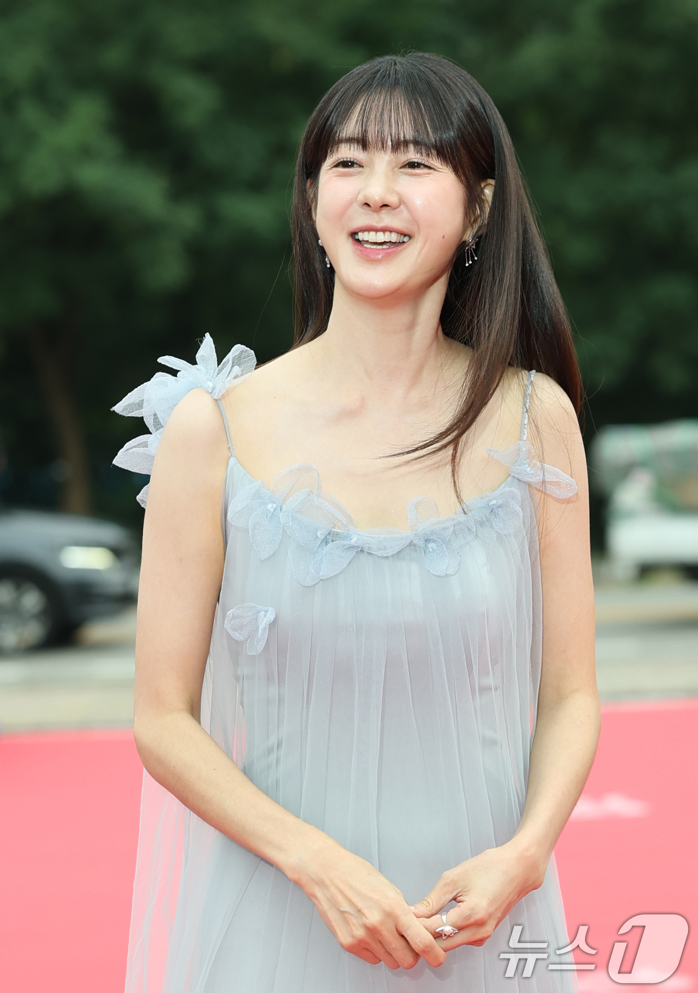 Không biết mỹ nhân này sống ở hành tinh nào mà trẻ lâu thế: Mẹ 3 con mà như gái 18, nghe tuổi thật không ai tin nổi- Ảnh 6. Không biết mỹ nhân này sống ở hành tinh nào mà trẻ lâu thế: Mẹ 3 con mà như gái 18, nghe tuổi thật không ai tin nổi- Ảnh 6.