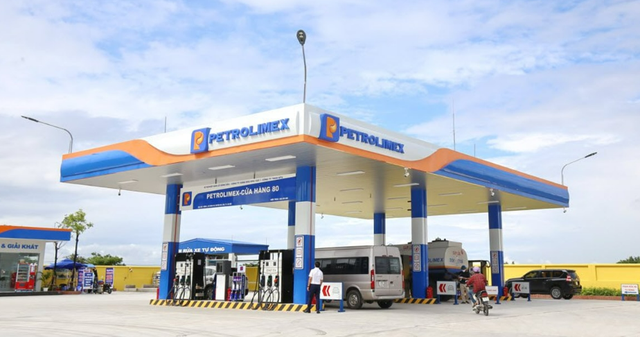 Petrolimex nhận hơn 3,7 triệu cổ phiếu PJC từ công ty con- Ảnh 1. Petrolimex nhận hơn 3,7 triệu cổ phiếu PJC từ công ty con- Ảnh 1.