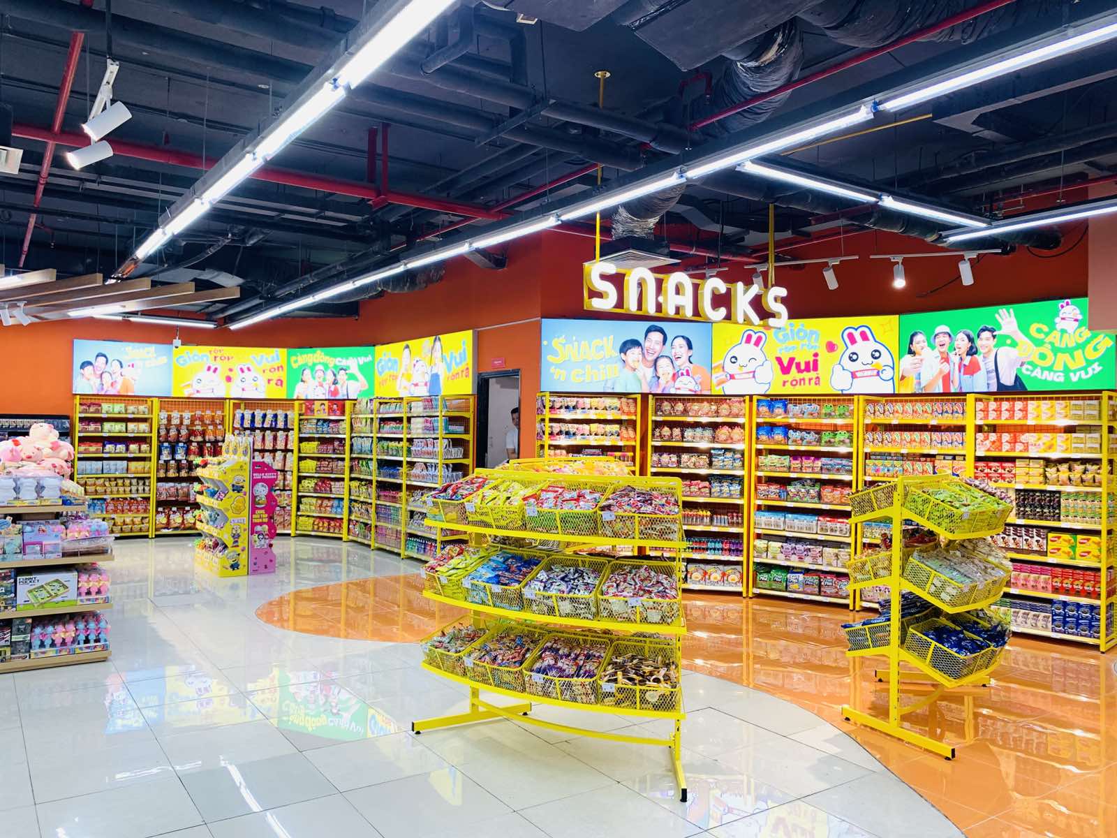 WinMart mở rộng độ phủ, mang bán lẻ hiện đại đến hơn 100 triệu người tiêu dùng Việt- Ảnh 1. WinMart mở rộng độ phủ, mang bán lẻ hiện đại đến hơn 100 triệu người tiêu dùng Việt- Ảnh 1.