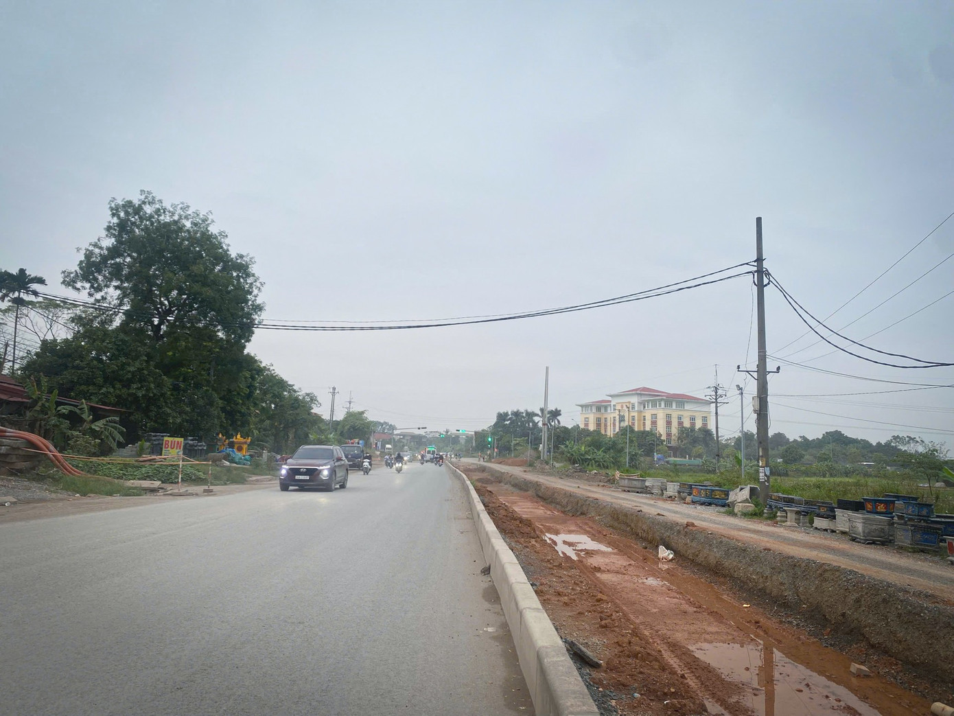 Hà Nội khởi động lại dự án cải tạo Quốc lộ 32 sau thời gian ‘đắp chiếu’- Ảnh 5. Hà Nội khởi động lại dự án cải tạo Quốc lộ 32 sau thời gian ‘đắp chiếu’- Ảnh 5.