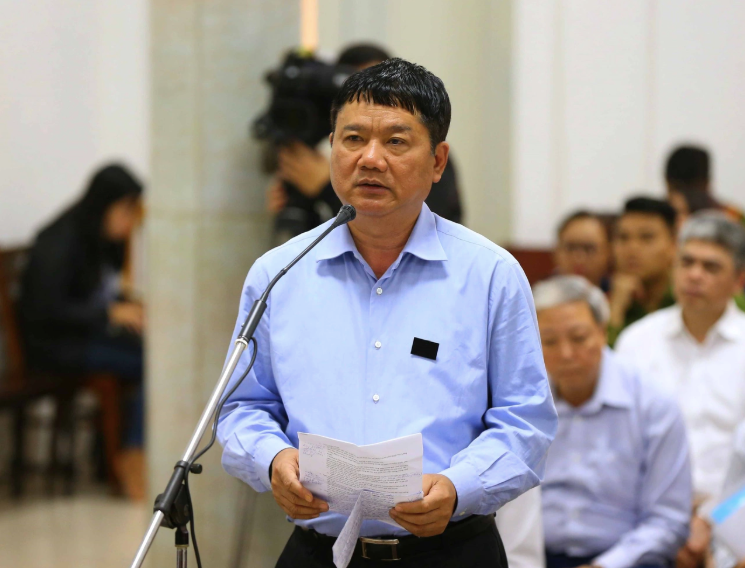 Ông Đinh La Thăng đang chấp hành án tù, chưa thi hành xong khoản 800 tỷ đồng- Ảnh 1. Ông Đinh La Thăng đang chấp hành án tù, chưa thi hành xong khoản 800 tỷ đồng- Ảnh 1.
