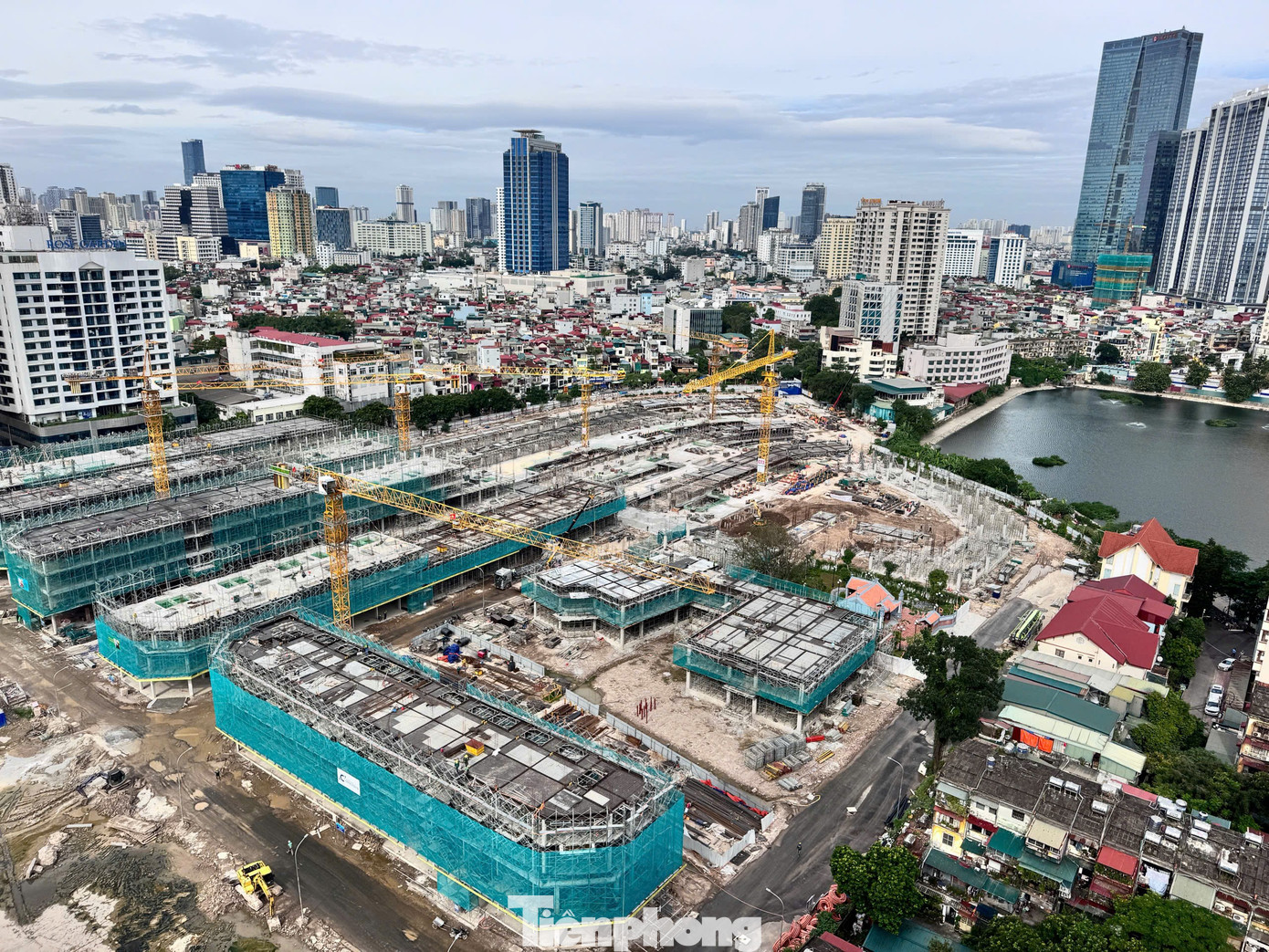 Cận cảnh công trường nghìn tỷ trên khu 'đất vàng' Giảng Võ- Ảnh 7. Cận cảnh công trường nghìn tỷ trên khu 'đất vàng' Giảng Võ- Ảnh 7.