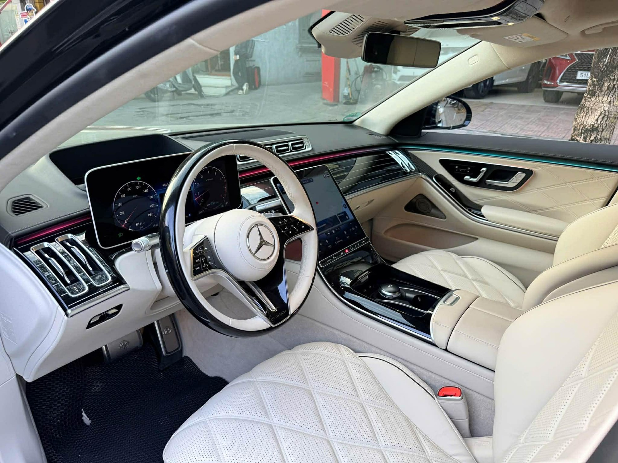 Mercedes-Maybach S 580 rao bán 11 tỷ đồng: Rẻ hơn lúc mới về 6 tỷ đồng, sản xuất năm 2022 nhưng chưa qua sử dụng- Ảnh 3. Mercedes-Maybach S 580 rao bán 11 tỷ đồng: Rẻ hơn lúc mới về 6 tỷ đồng, sản xuất năm 2022 nhưng chưa qua sử dụng- Ảnh 3.