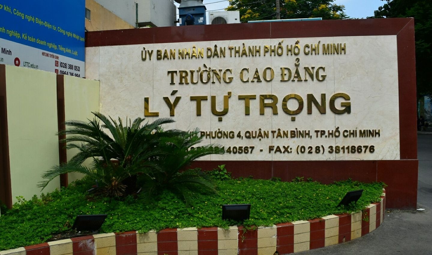 Trường Cao đẳng Lý Tự Trọng TPHCM lên tiếng vụ “thu sai 158 tỷ học phí”: “Số tiền tồn chưa chi trả, không phải thu sai”- Ảnh 1. Trường Cao đẳng Lý Tự Trọng TPHCM lên tiếng vụ “thu sai 158 tỷ học phí”: “Số tiền tồn chưa chi trả, không phải thu sai”- Ảnh 1.