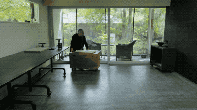 Nữ nghệ sĩ 65 tuổi bỏ phố vào rừng xây biệt thự, dựng Nữ nghệ sĩ 65 tuổi bỏ phố vào rừng xây biệt thự, dựng