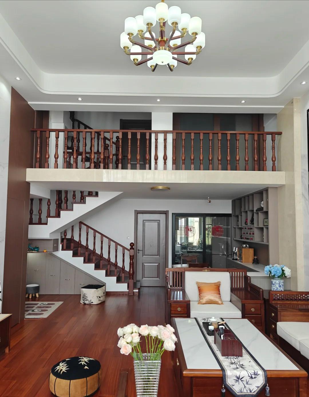 Từng được săn đón vì “hai tầng giá một”, nay căn hộ thông tầng khiến nhiều người vỡ mộng: “Không nhân đôi không gian, chỉ nhân đôi phiền phức”- Ảnh 3. Từng được săn đón vì “hai tầng giá một”, nay căn hộ thông tầng khiến nhiều người vỡ mộng: “Không nhân đôi không gian, chỉ nhân đôi phiền phức”- Ảnh 3.