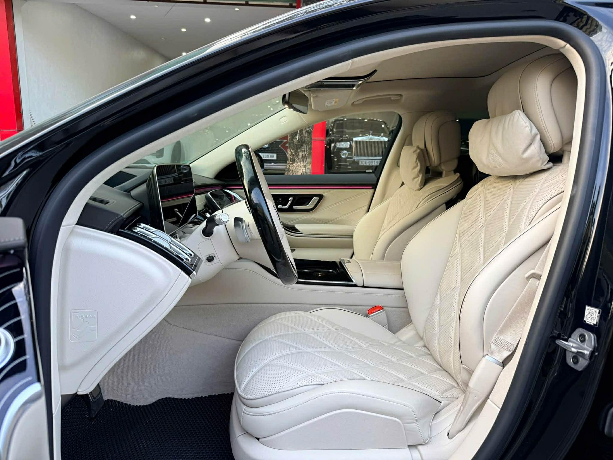 Mercedes-Maybach S 580 rao bán 11 tỷ đồng: Rẻ hơn lúc mới về 6 tỷ đồng, sản xuất năm 2022 nhưng chưa qua sử dụng- Ảnh 7. Mercedes-Maybach S 580 rao bán 11 tỷ đồng: Rẻ hơn lúc mới về 6 tỷ đồng, sản xuất năm 2022 nhưng chưa qua sử dụng- Ảnh 7.