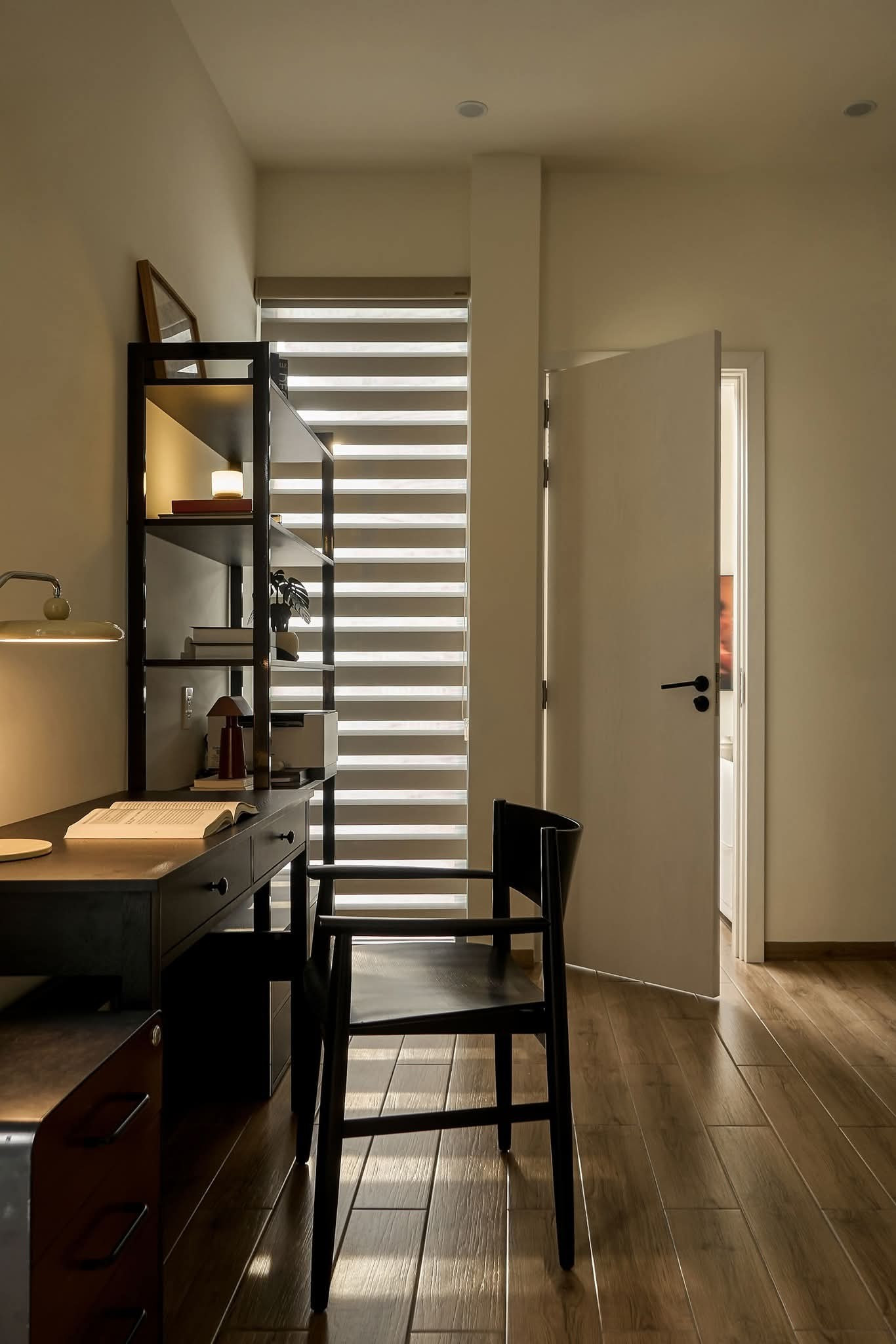 Studio home 50m2 nhỏ gọn nhưng thanh lịch- Ảnh 5. Studio home 50m2 nhỏ gọn nhưng thanh lịch- Ảnh 5.
