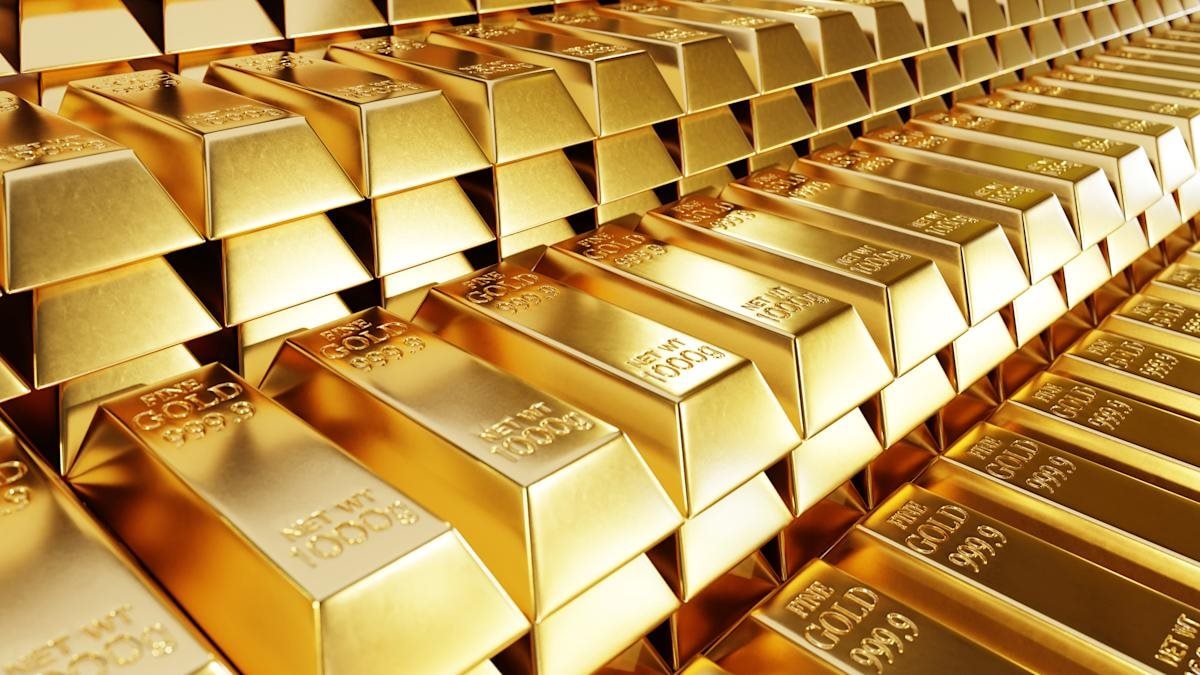 Giá vàng giảm, bán bớt chốt lời hay tiếp tục giữ: Tranh cãi nội bộ tại quốc gia Đông Nam Á có gần 130 tấn vàng dự trữ- Ảnh 1. Giá vàng giảm, bán bớt chốt lời hay tiếp tục giữ: Tranh cãi nội bộ tại quốc gia Đông Nam Á có gần 130 tấn vàng dự trữ- Ảnh 1.