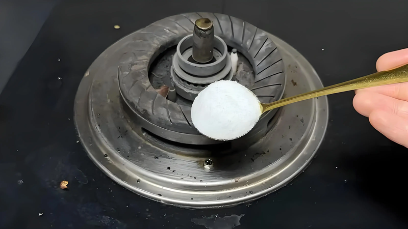 Tại sao nên rắc muối lên bếp gas?- Ảnh 1. Tại sao nên rắc muối lên bếp gas?- Ảnh 1.