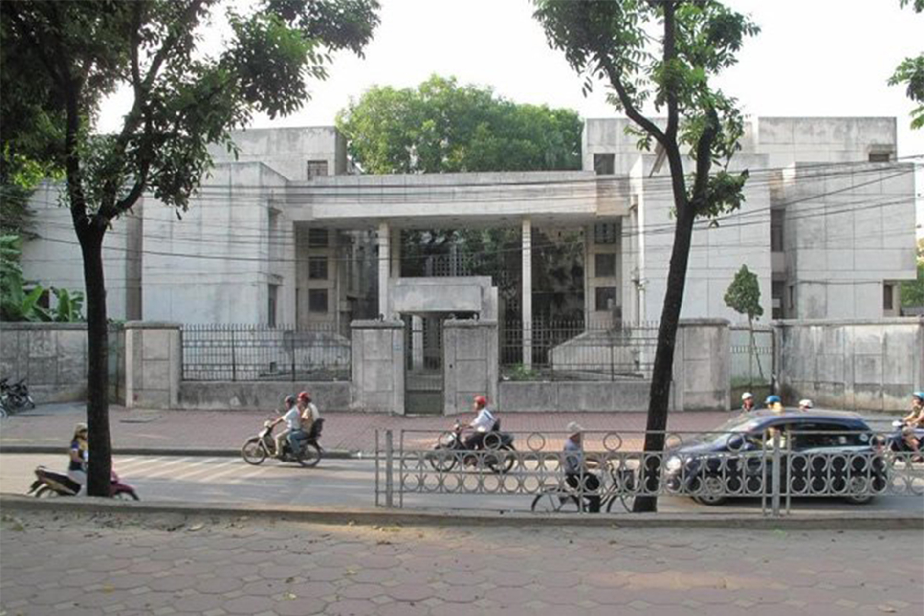 Diện mạo mới của ‘nhà ma’ 300 Kim Mã sau hơn 30 năm bỏ hoang- Ảnh 1. Diện mạo mới của ‘nhà ma’ 300 Kim Mã sau hơn 30 năm bỏ hoang- Ảnh 1.