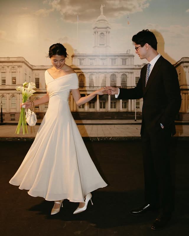 Cô gái châu Á cưới hậu duệ gia tộc Givenchy: Nhan sắc như bản tình ca, style sang đến mức Google cũng bối rối- Ảnh 4.