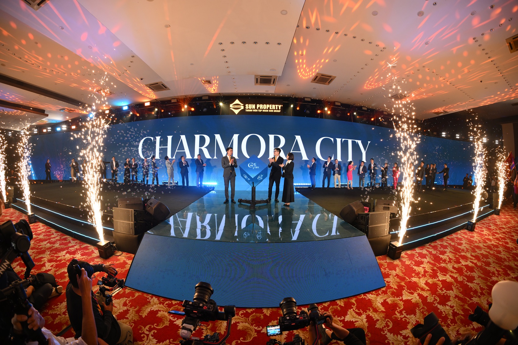 Hơn 2000 chiến binh bùng nổ tại lễ ra quân dự án Charmora City tại Nha Trang- Ảnh 1. Hơn 2000 chiến binh bùng nổ tại lễ ra quân dự án Charmora City tại Nha Trang- Ảnh 1.
