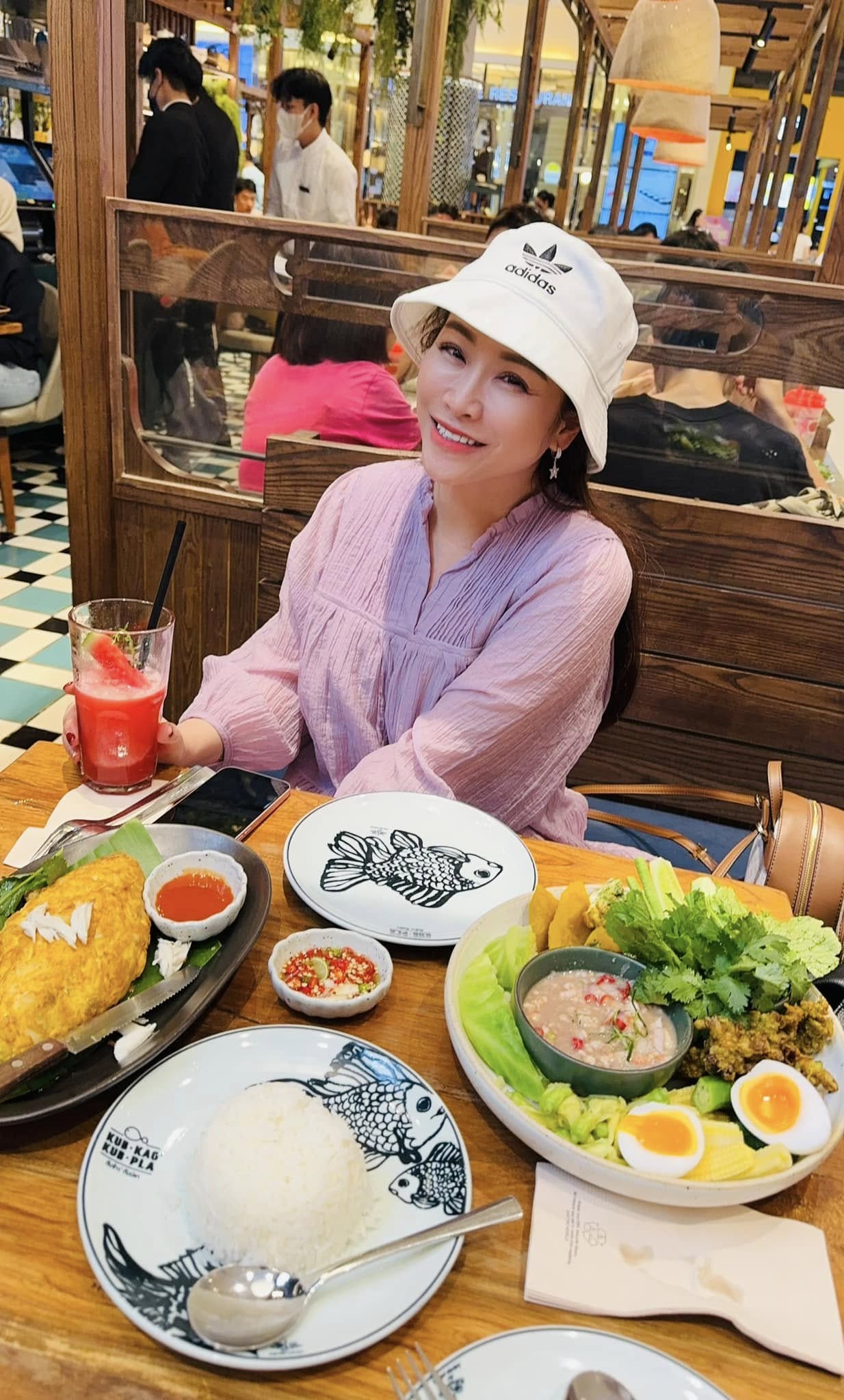 Nữ nghệ sĩ sở hữu biệt thự 30 tỷ ở Đà Lạt, chọn sống độc thân tới già, nuôi hơn 400 con chó hoang- Ảnh 3. Nữ nghệ sĩ sở hữu biệt thự 30 tỷ ở Đà Lạt, chọn sống độc thân tới già, nuôi hơn 400 con chó hoang- Ảnh 3.