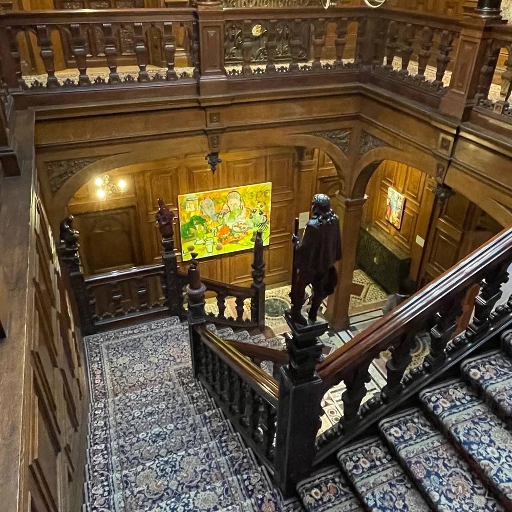 Biệt thự cổ Tiên Nguyễn và chồng chụp ảnh cưới cất giữ "kho báu của người giàu nhất thế giới"- Ảnh 10. Biệt thự cổ Tiên Nguyễn và chồng chụp ảnh cưới cất giữ "kho báu của người giàu nhất thế giới"- Ảnh 10.