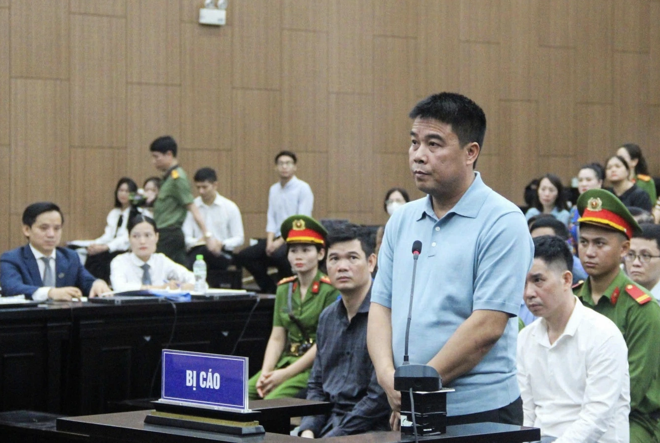 Tạm giữ hơn 1.400 sổ hồng, 500 lượng vàng trong vụ án xảy ra tại Sân bay Nha Trang- Ảnh 1. Tạm giữ hơn 1.400 sổ hồng, 500 lượng vàng trong vụ án xảy ra tại Sân bay Nha Trang- Ảnh 1.