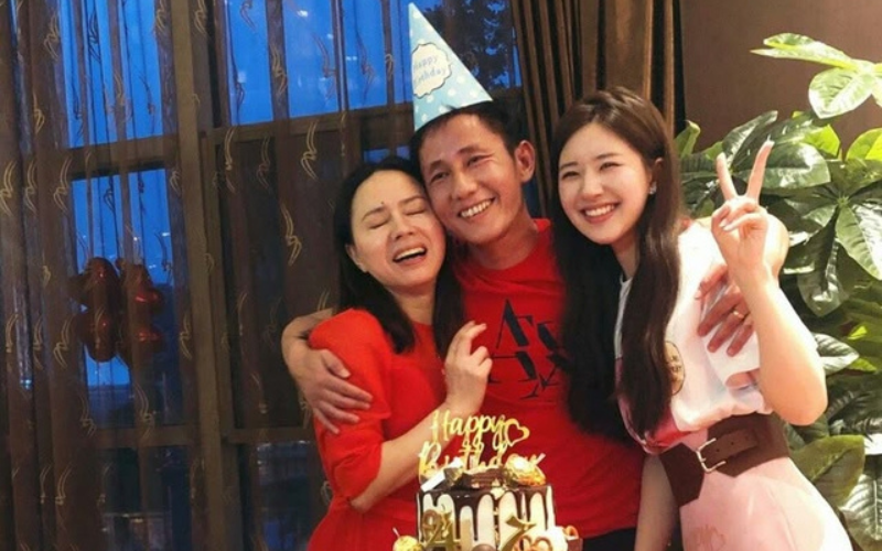 Ở tuổi 50, bố mẹ tôi đã dư tiền để sống 20 năm nữa dù cả đời chưa từng đầu tư- Ảnh 1. Ở tuổi 50, bố mẹ tôi đã dư tiền để sống 20 năm nữa dù cả đời chưa từng đầu tư- Ảnh 1.