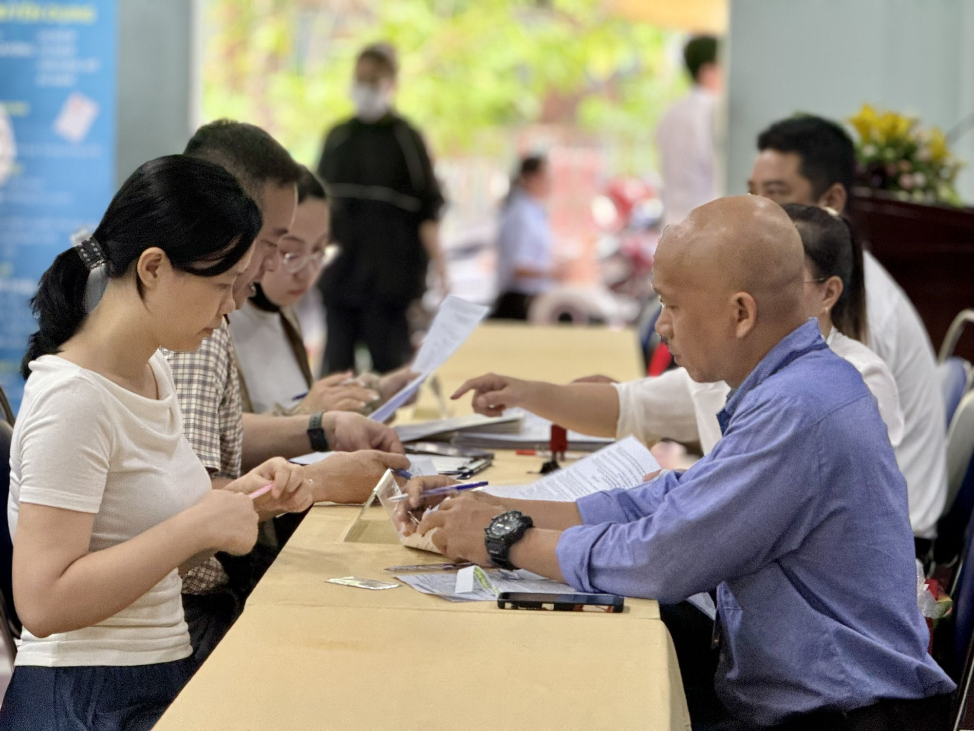 Doanh nghiệp trốn đóng BHTN, sao bắt NLĐ "đóng thay"?- Ảnh 1. Doanh nghiệp trốn đóng BHTN, sao bắt NLĐ "đóng thay"?- Ảnh 1.