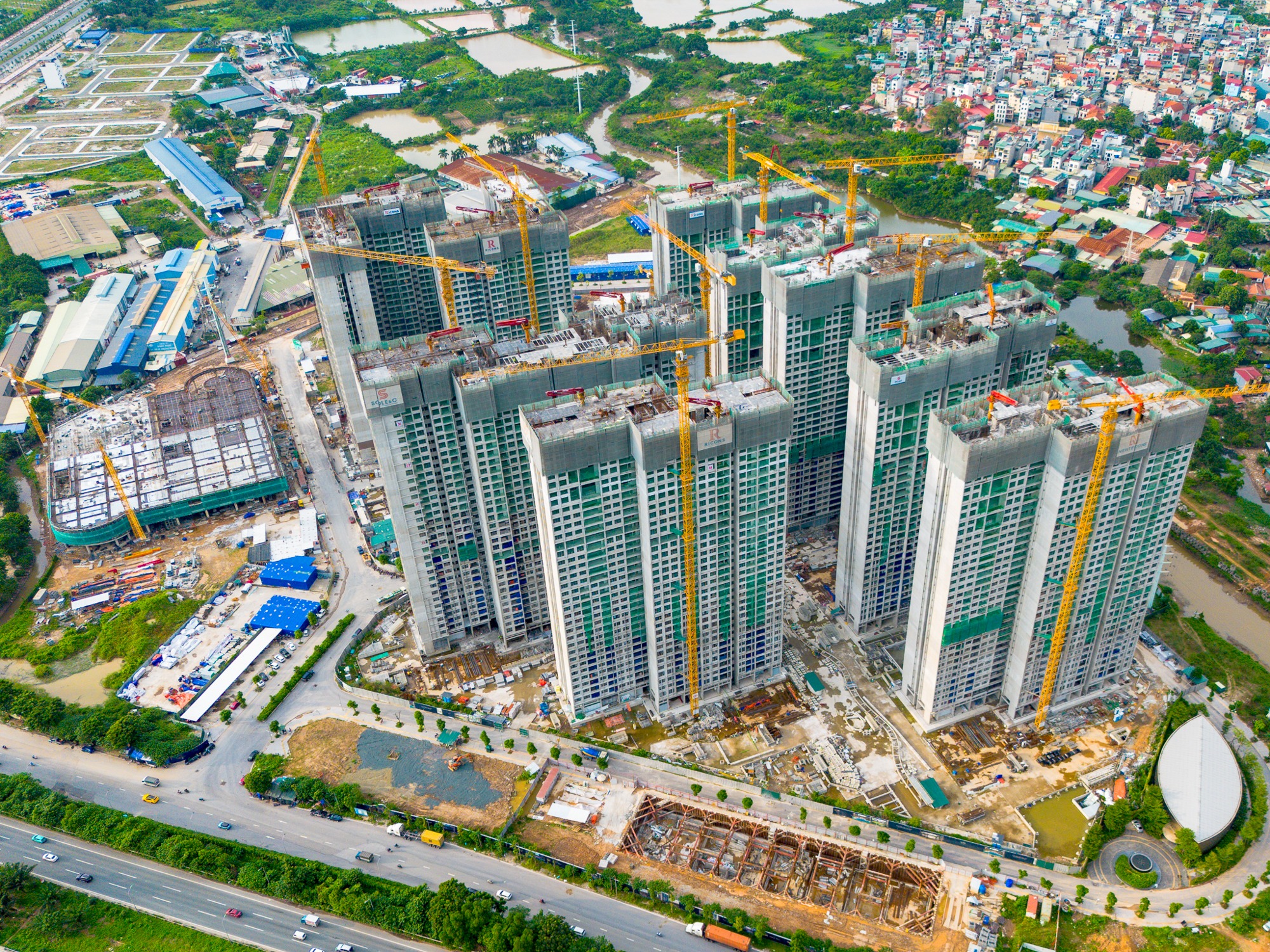 Bảng giá đất mới tại Hà Nội đề xuất tăng giá đất cao nhất 26%: Lo ngại giá nhà ở tiếp tục tăng cao- Ảnh 1. Bảng giá đất mới tại Hà Nội đề xuất tăng giá đất cao nhất 26%: Lo ngại giá nhà ở tiếp tục tăng cao- Ảnh 1.