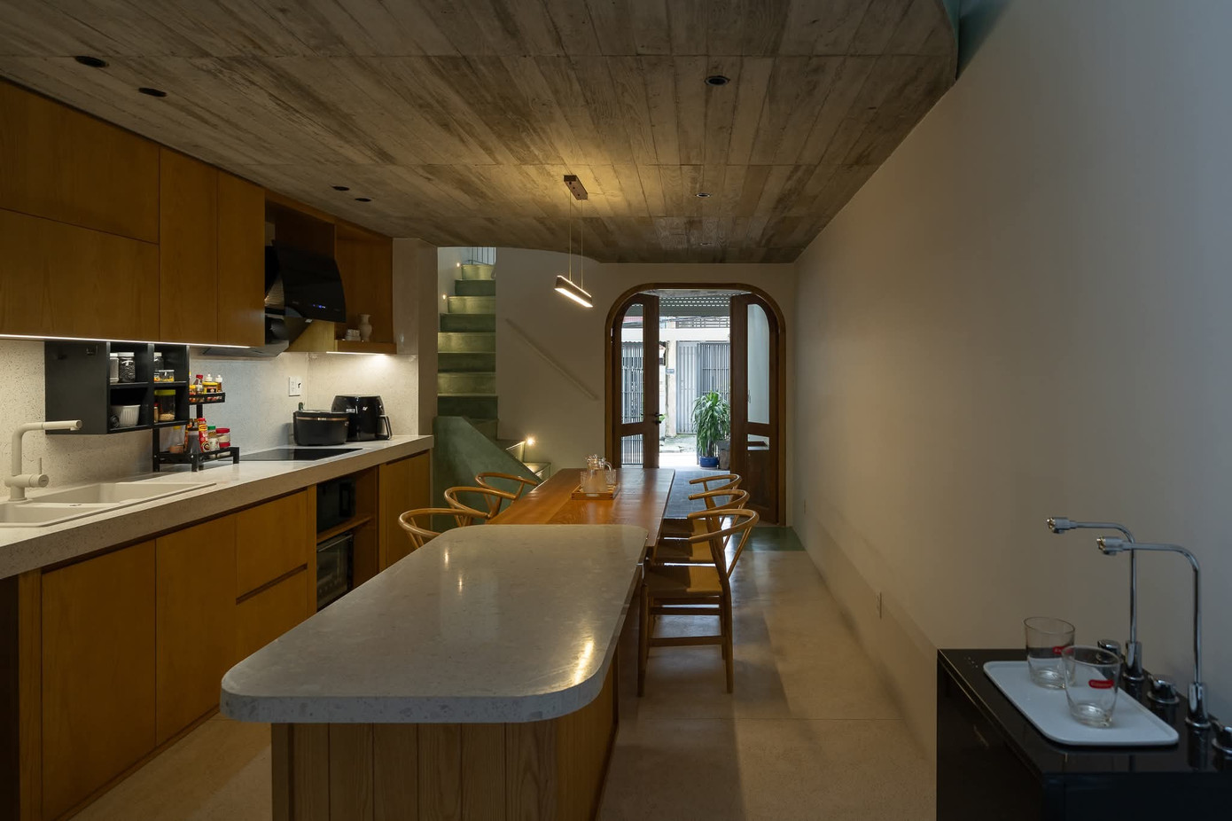 Ngôi nhà sum vầy ba thế hệ giữa ánh sáng và không gian mở- Ảnh 4.